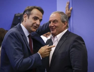 Ηχηρό «άδειασμα» στον Καραμανλή από τον Μητσοτάκη για τη Συνταγματική Αναθεώρηση του 2008